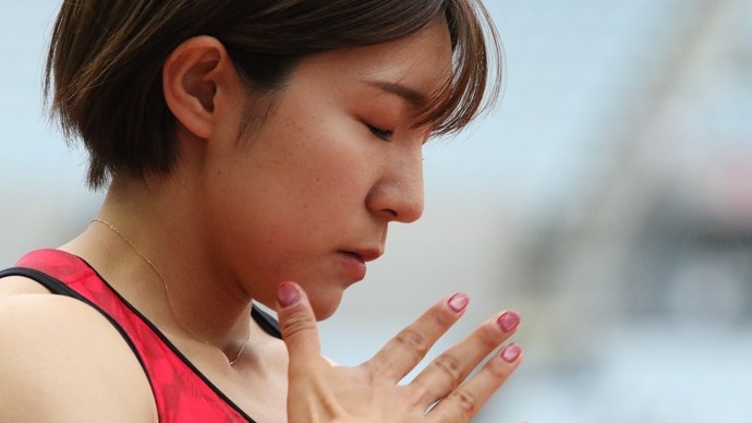 【第107回日本選手権】女子400ｍ予選3組　スタート前、集中力を高める久保山晴菜