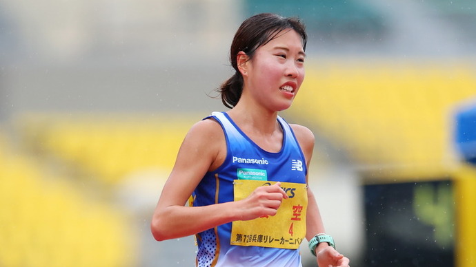 【GPシリーズ2024・兵庫RC】信櫻空（パナソニック）が女子10000mで日本人1位でゴール