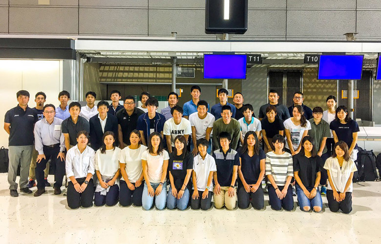 日本代表選手団の第1陣が出発!