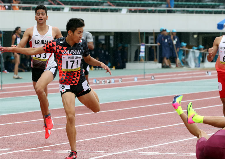 男子400ｍHは白尾悠祐選手が接戦を制し優勝