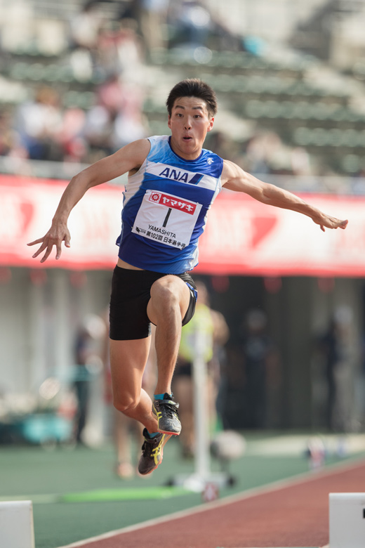 三段跳を制した山下航平の跳躍！