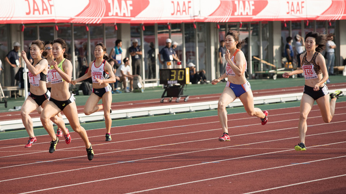 女子200m決勝を制したのは福島千里！