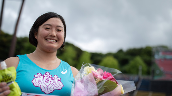 女子円盤投を制した辻川美乃利選手