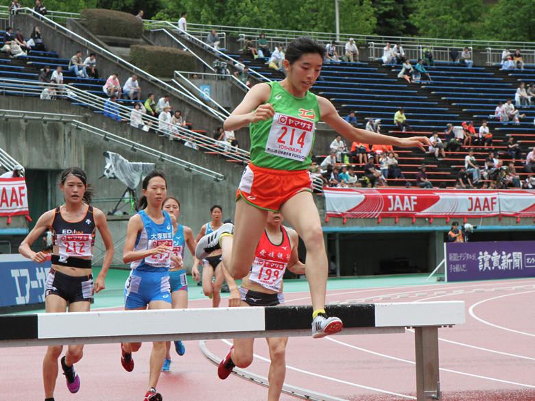 吉村玲美がU20日本新記録で1着に！