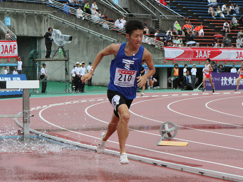 阪口竜平が自己新記録で男子3000ｍSCを制す！