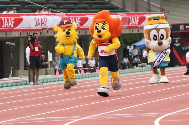 ゆるキャラ50mレースはアスリオンが勝利！