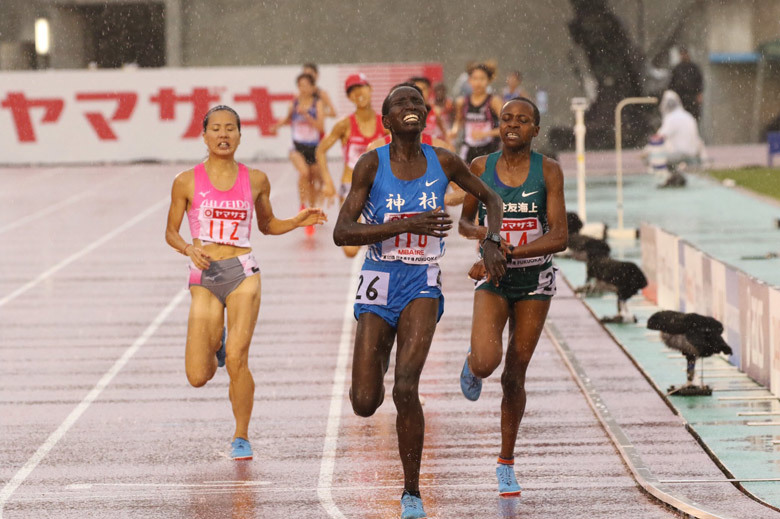 女子5000m決勝を制したのは木村友香