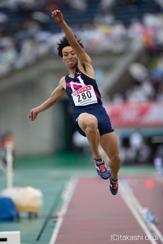 男子走幅跳で橋岡選手が貫録の跳躍 第103回 日本陸上競技選手権大会