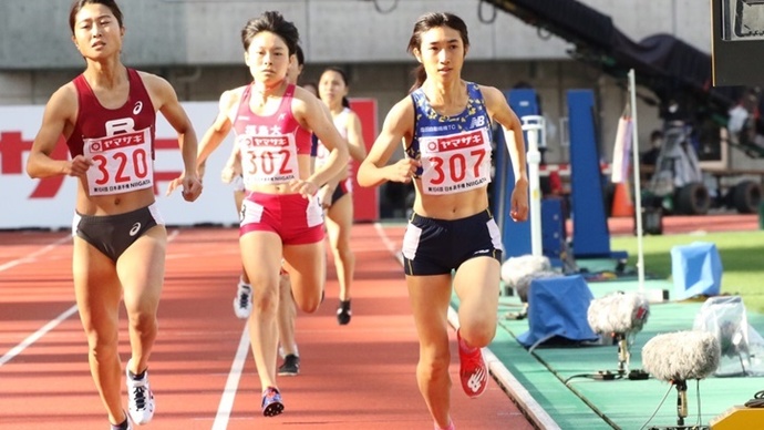 田中希実が予選1組トップ【女子800m】