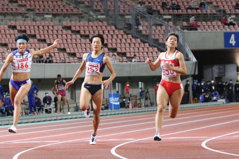 一気の加速で他を寄せつけず、初優勝！【女子100m】