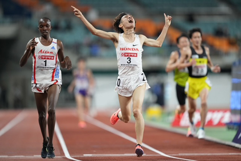 【第105回日本陸上競技選手権大会 10000m】男子10000ｍタイムレース1位は伊藤達彦！