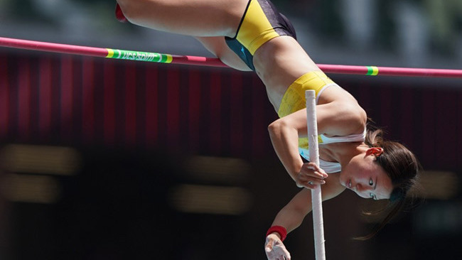 【READY STEADY TOKYO】女子棒高跳は那須眞由が優勝