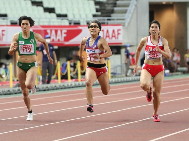 昨年覇者の兒玉芽生が実力を見せて決勝進出【女子100m】