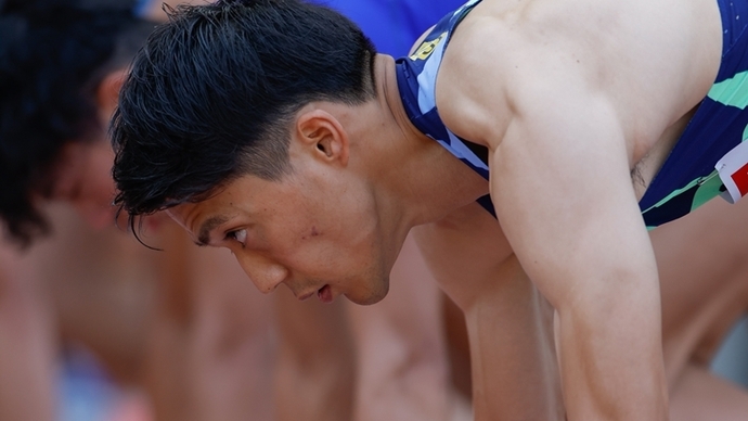 スタート直前の山縣亮太【男子100m】