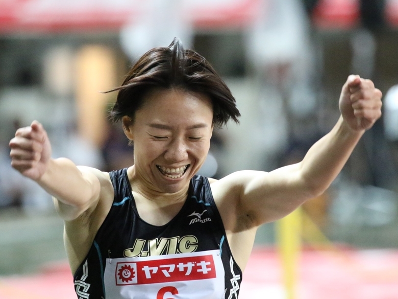 女子400mを制したのは小林茉由！
