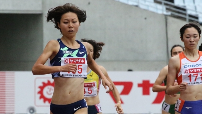 卜部がトップで決勝進出【女子800m】