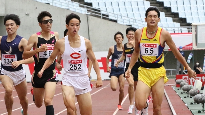 3年ぶりの優勝を狙う川元が予選1組トップで通過【男子800m】