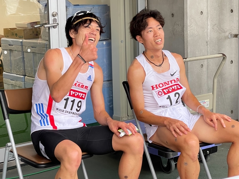 2位・3位に入り五輪代表が内定した山口と青木【男子3000m障害】