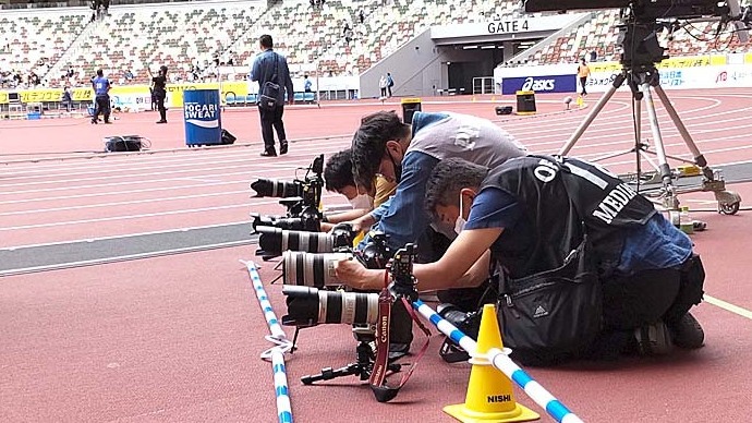【セイコーゴールデングランプリ2022】準備するカメラマン