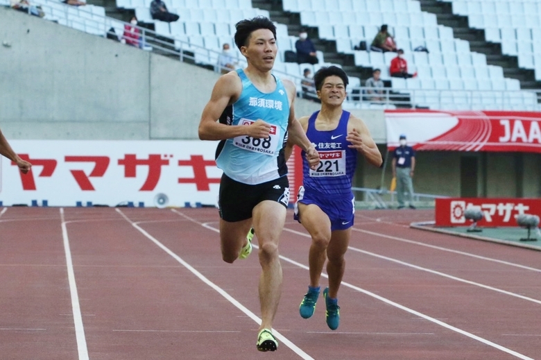 佐藤風雅が予選2組を1位通過。決勝進出を決めた【男子400m】