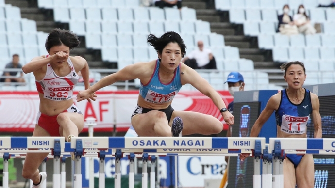 青木益未が予選1組で大会新をマーク【女子100mH】