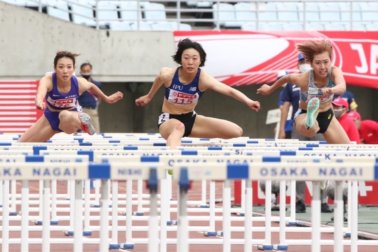 芝田愛花が予選3組を制して今夜の準決勝へ【女子100mH】