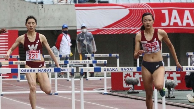 後半に追い上げ、山本亜美が予選2組1着に【女子400ｍH】