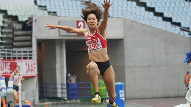 森本麻里子が4連覇達成！【女子三段跳】