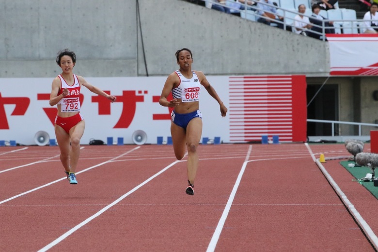 【第107回日本選手権】女子200m 予選2組　井戸アビゲイル風果が24秒29で1着に