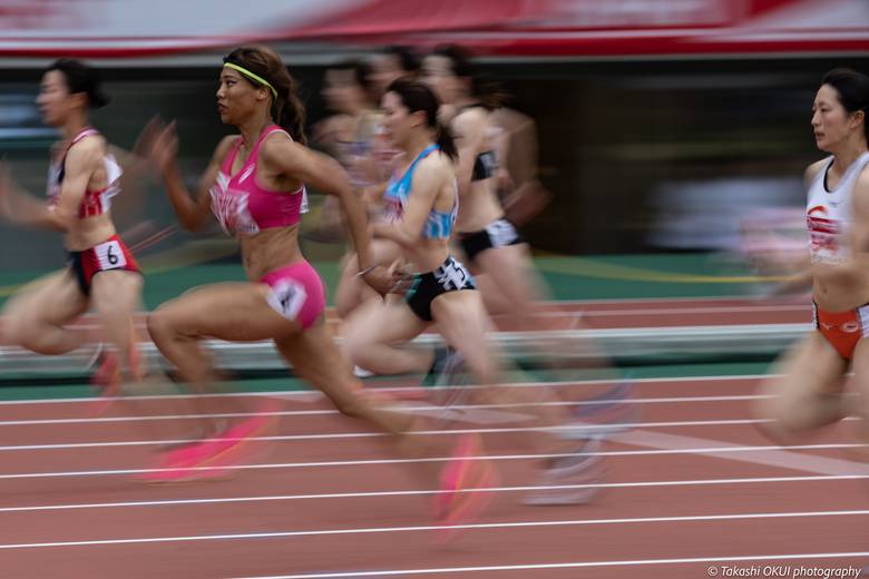 【第107回日本選手権】女子100m準決勝1組　スタート直後、君嶋愛梨沙が抜け出す