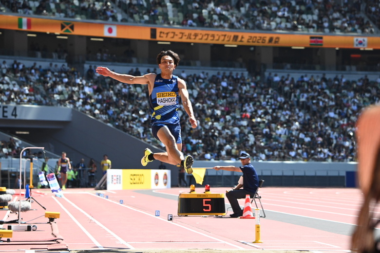 【セイコーGGP】男子 走幅跳:声援に応え、橋岡優輝が優勝!