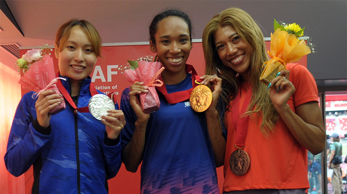 【第110回日本選手権】DAY2 表彰式：女子100m（井戸アビゲイル風果・御家瀬 緑・御家瀬 緑)