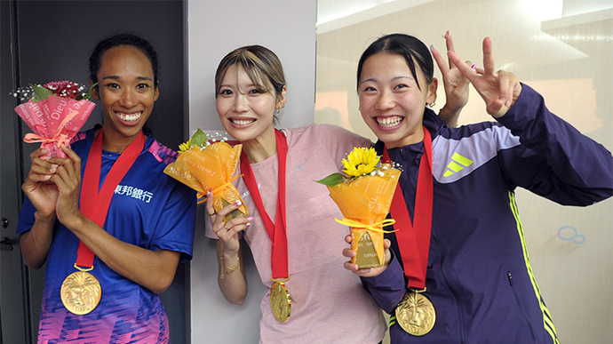 【第110回日本選手権】DAY2 メダルセレモニー：笑顔花咲くトラック金メダリストの3選手