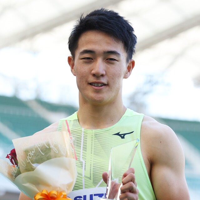 川端魁人