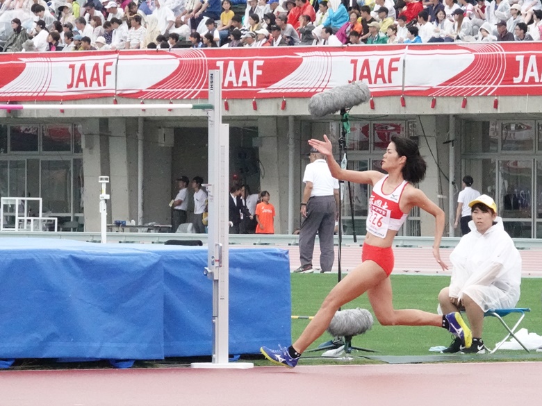 第103回日本選手権 女子走高跳優勝 神田菜摘 福岡大 広島 コメント 日本陸上競技連盟公式サイト 第103回日本選手権 女子走高跳優勝 神田菜摘 福岡大 広島 コメント 日本陸上競技連盟公式サイト