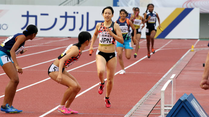 【アジアジュニア】女子4×400mR 1位 日本チーム各選手(塩見綾乃、吉田佳純、村上夏美、川田朱夏)コメント